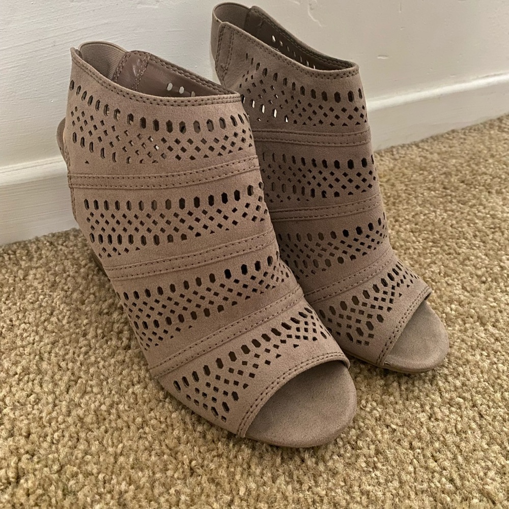 Tan Lauren Conrad Thick Heel